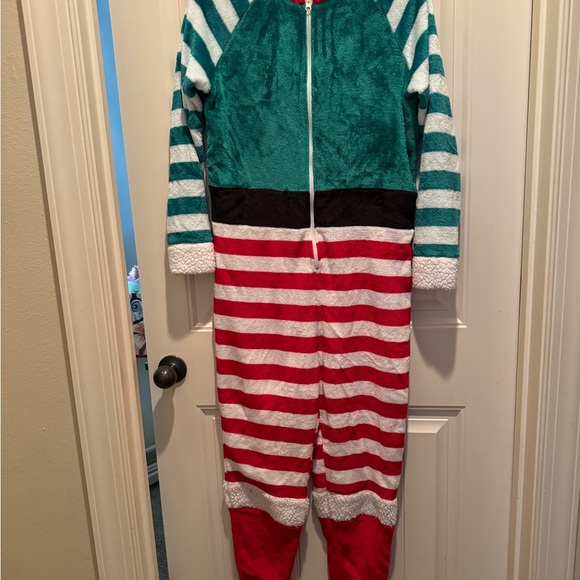 Derek Heart Holiday Elf fleece onesie.  Size small - Picture 9 of 9